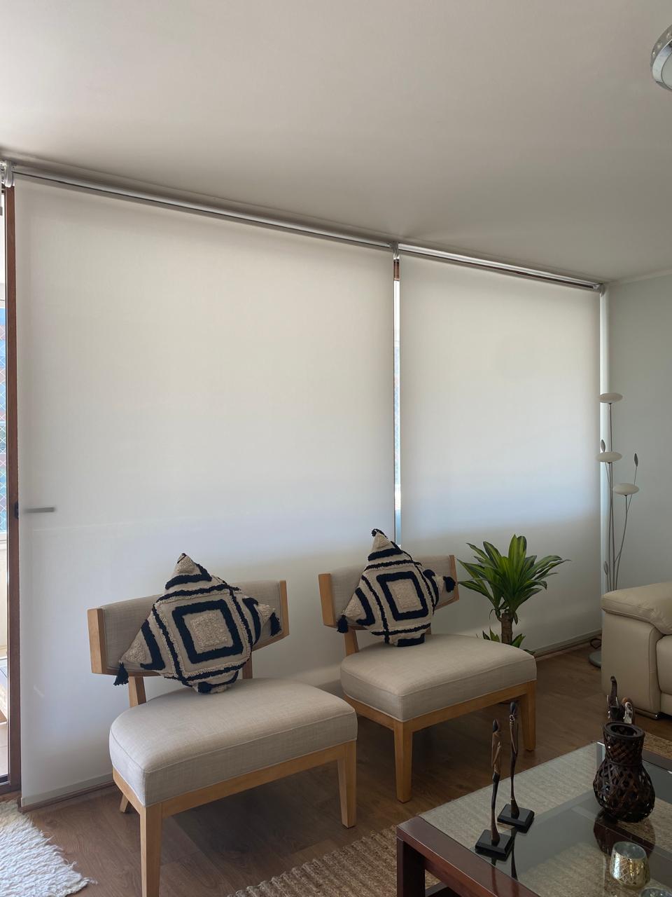 Cortinas Roller  Screen Gris Estándar | Luz Natural y Protección Solar