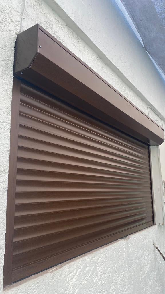 Persianas de Exterior Estándar | Seguridad, Control y Protección Total