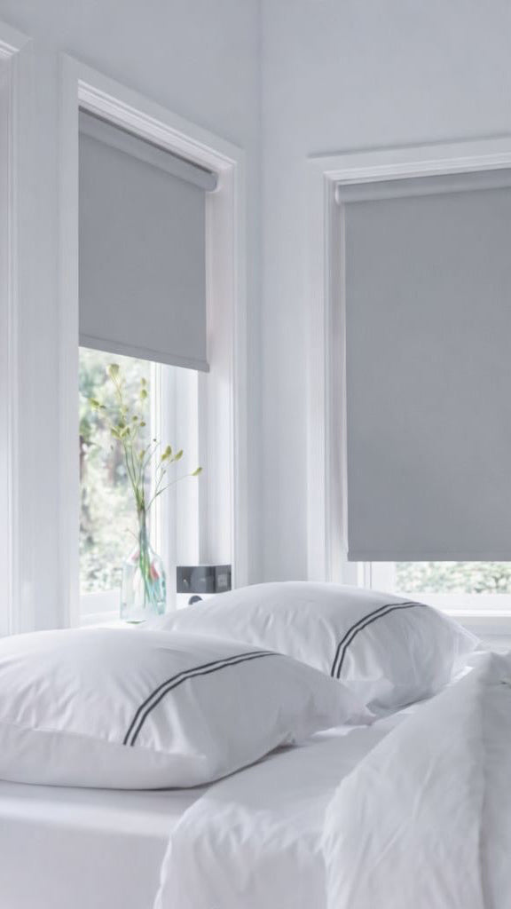 Cortinas Roller Blackout Gris Estándar | Oscuridad Total y Máximo Confort